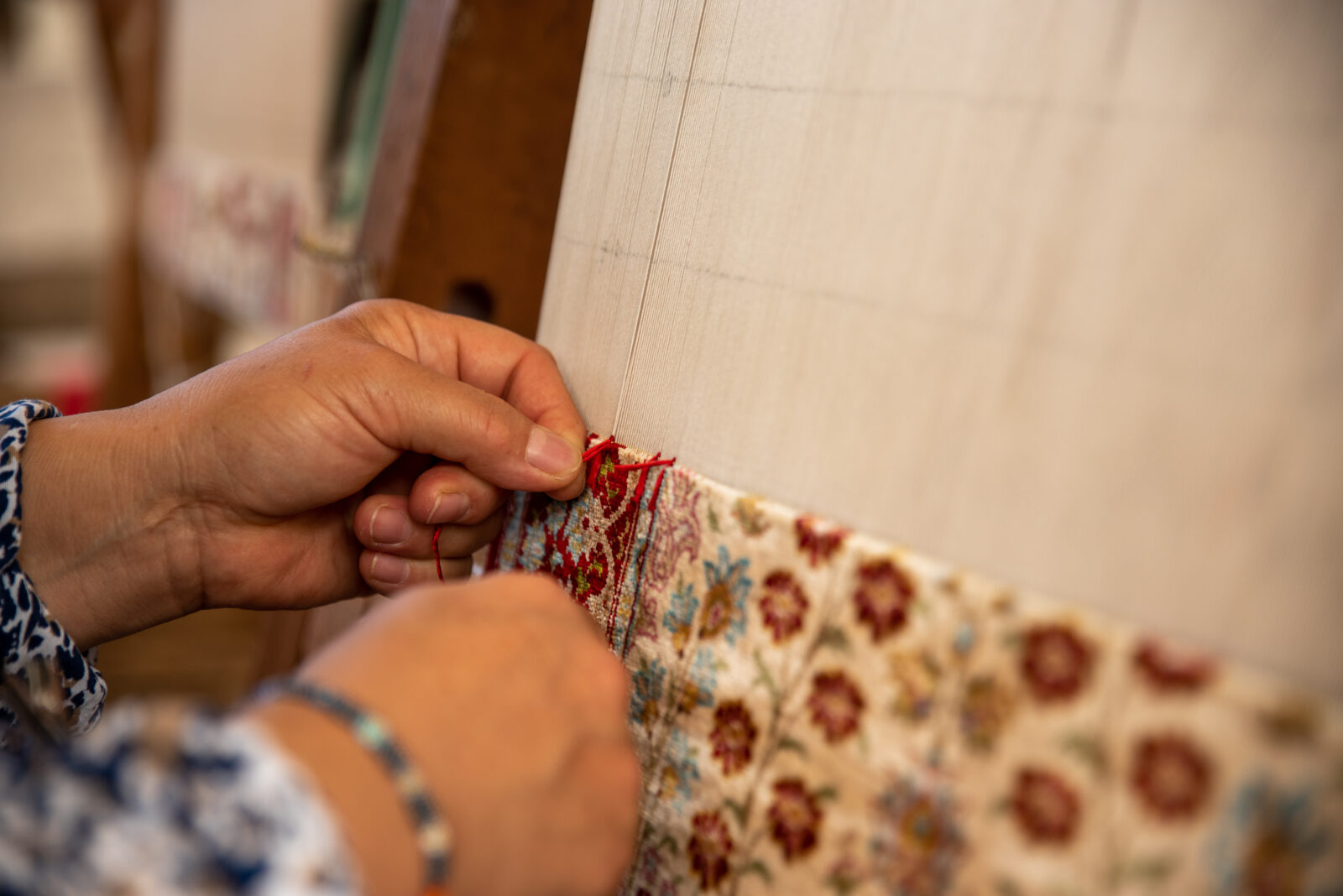 Explore the evolving tradition of Turkish carpet weaving, where Ottoman-era craftsmanship meets contemporary innovation, preserving deep cultural roots while adapting through the ages.