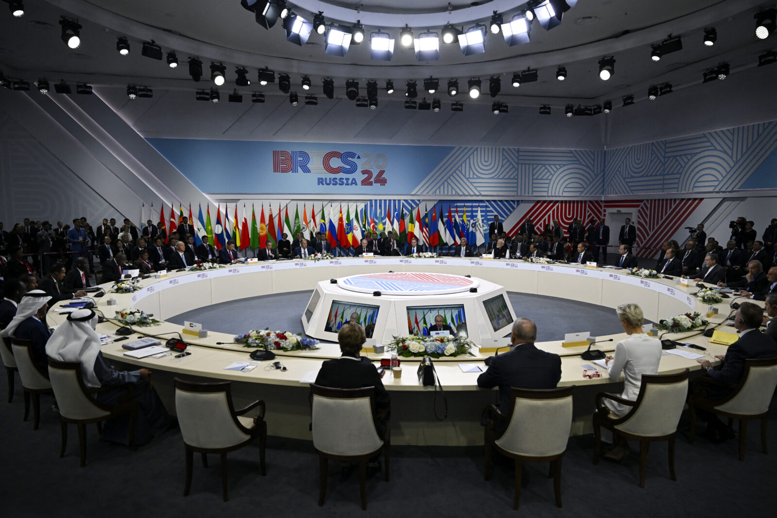 US elections and challenges of BRICS' rise