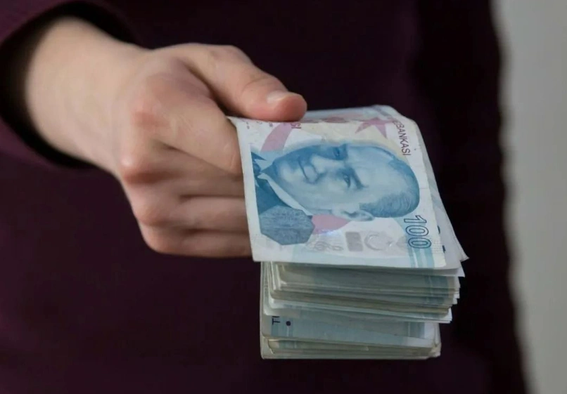 Hedge funds turn to Turkish lira amid global currency volatility spike