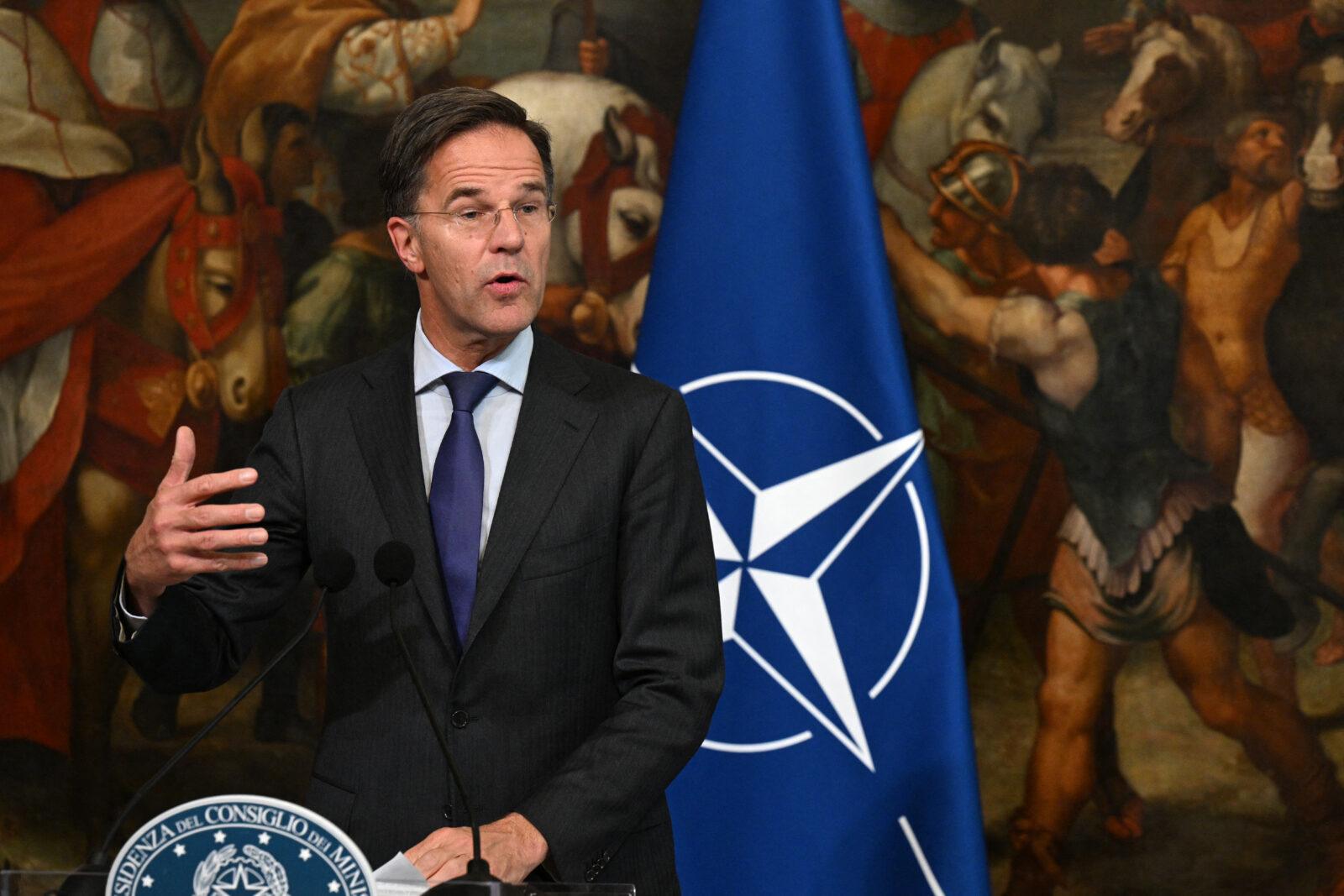 Rutte defends Türkiye as 'valuable NATO member' against French leader's criticism