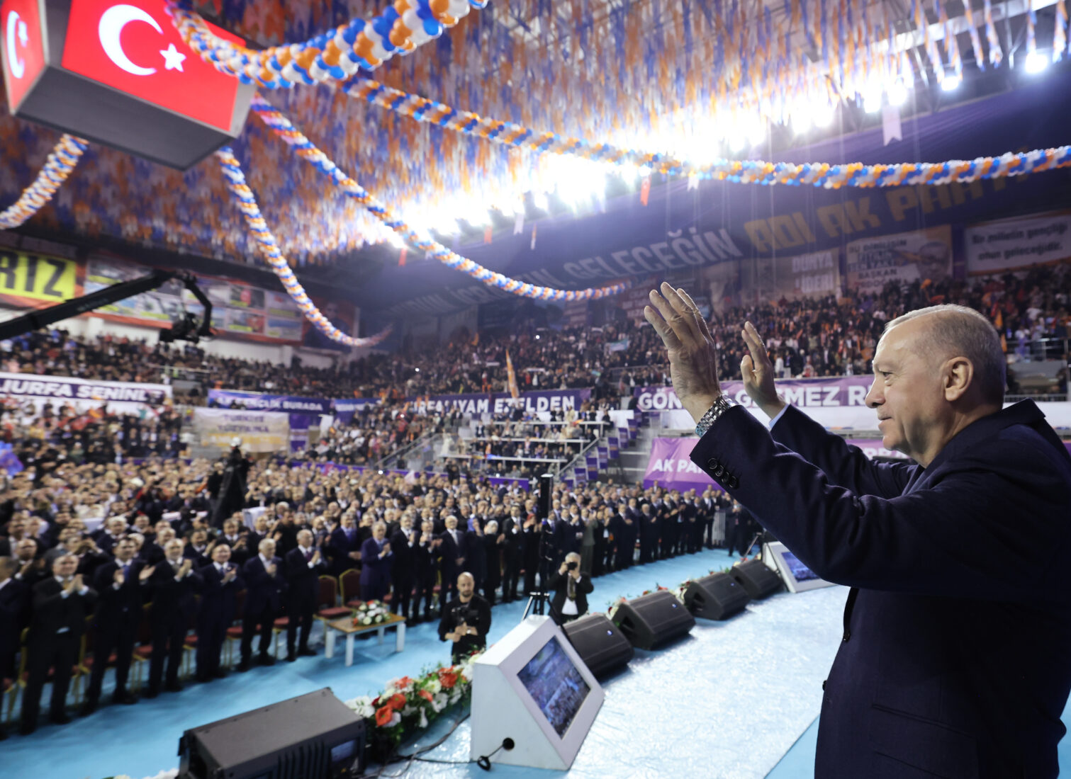 Erdogan signals leadership changes as AK Party prepares for major congress on Feb. 23