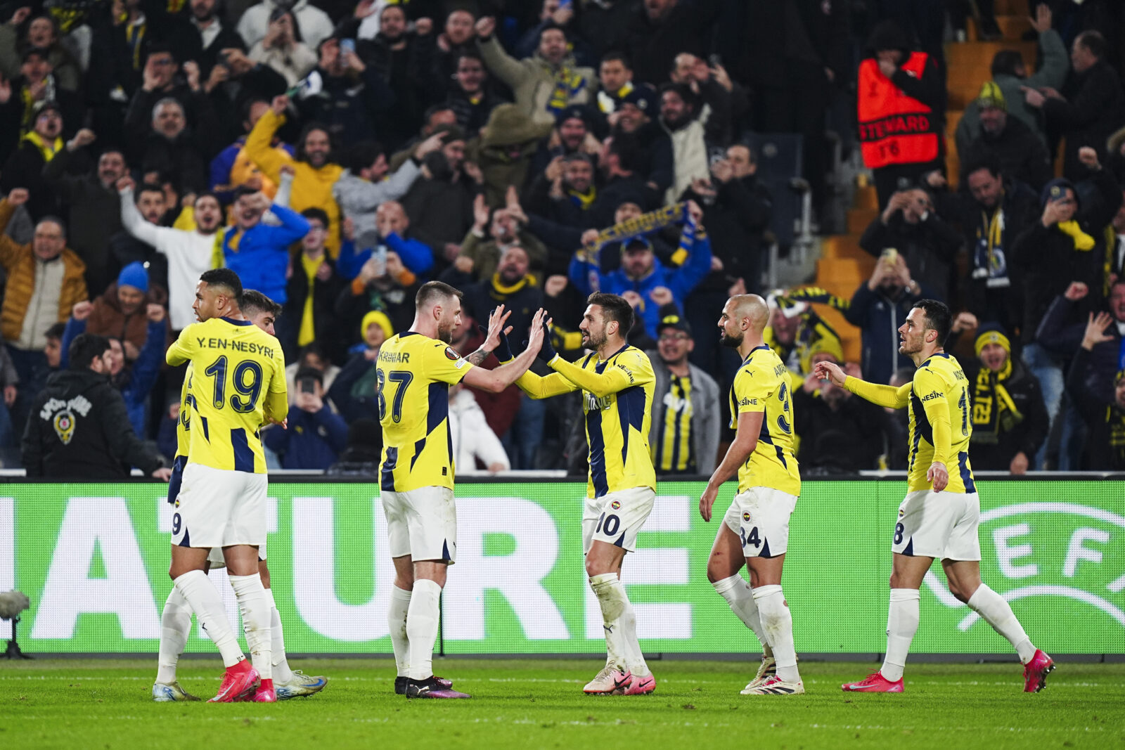 Fenerbahce vs Galatasaray: Early final in Türkiye Cup quarterfinals