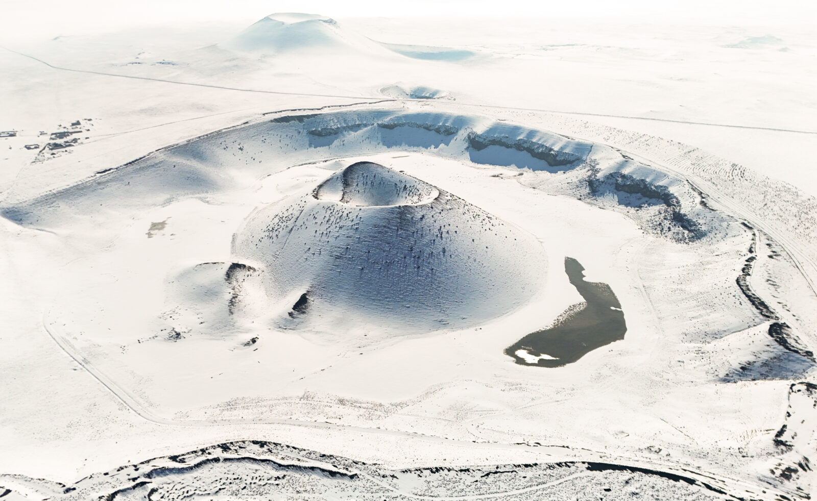 Aerial view of snow-covered Lake Meke in Karapinar, Konya, Türkiye.