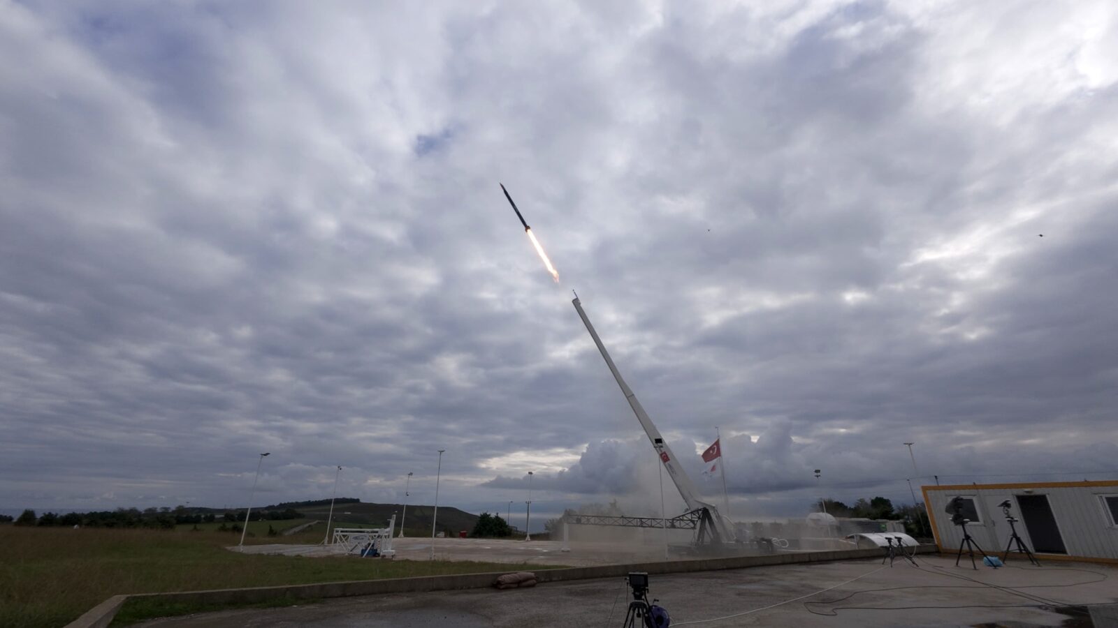 Türkiye successfully tests GOKTAN system for ground-launching TOLUN munition