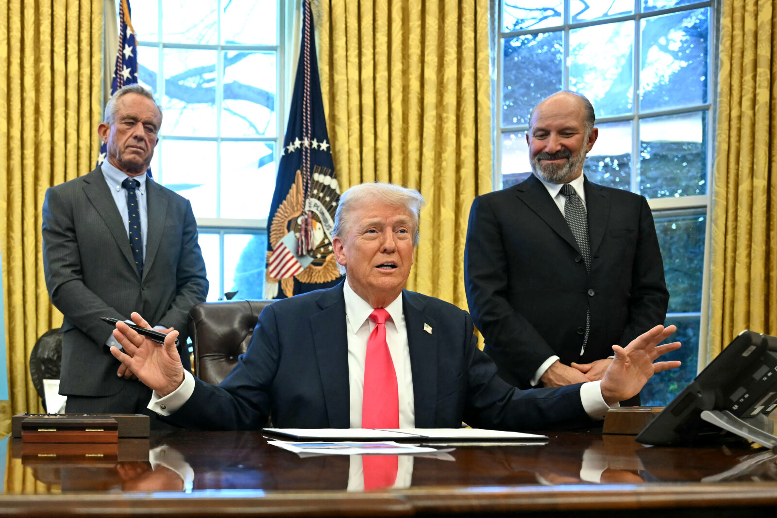 Trump proposes $5M 'gold card' visa, says 'very nice' Russian oligarchs could qualify