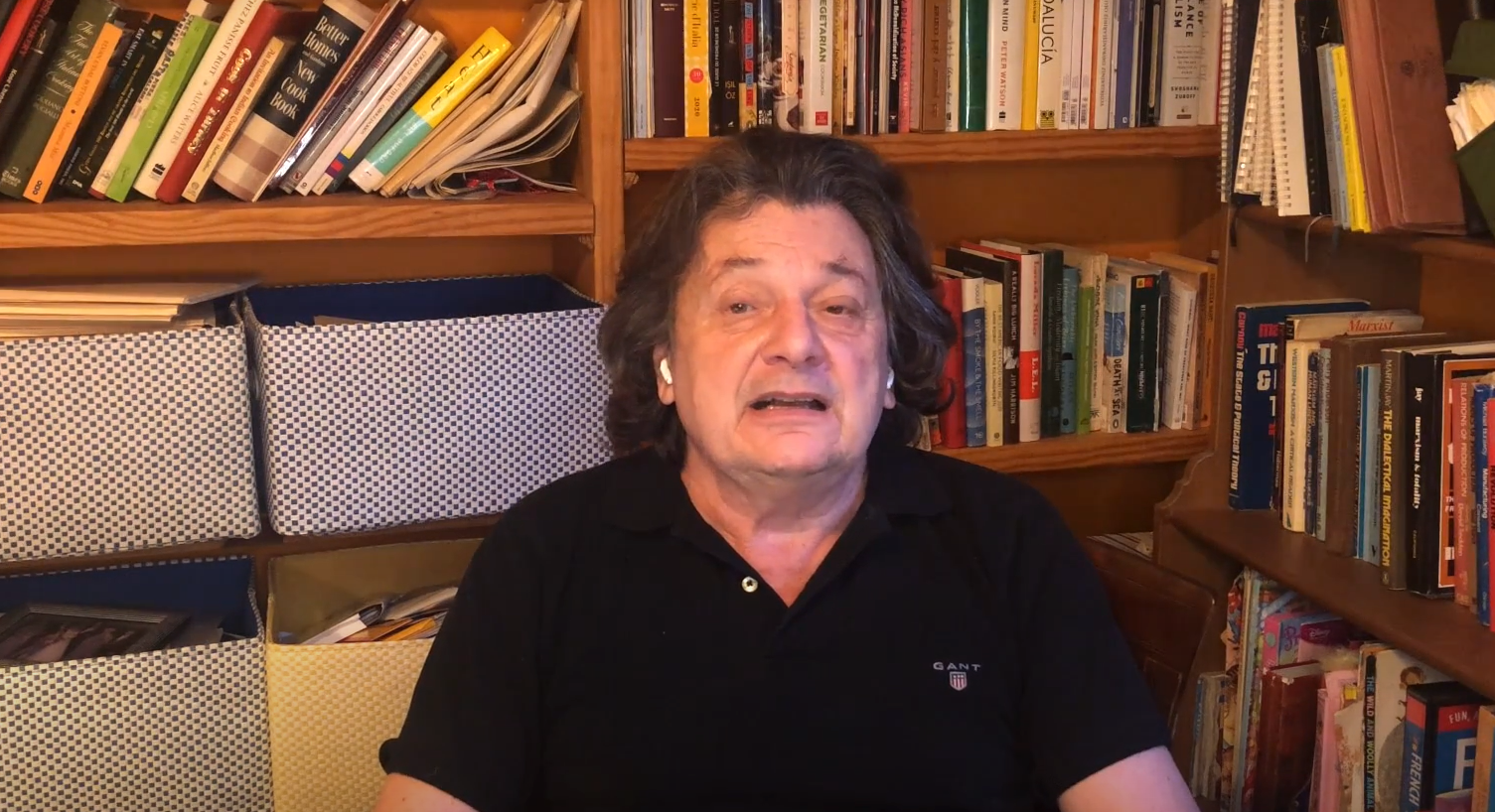 Vedat Milor discussing Stefan Zweig