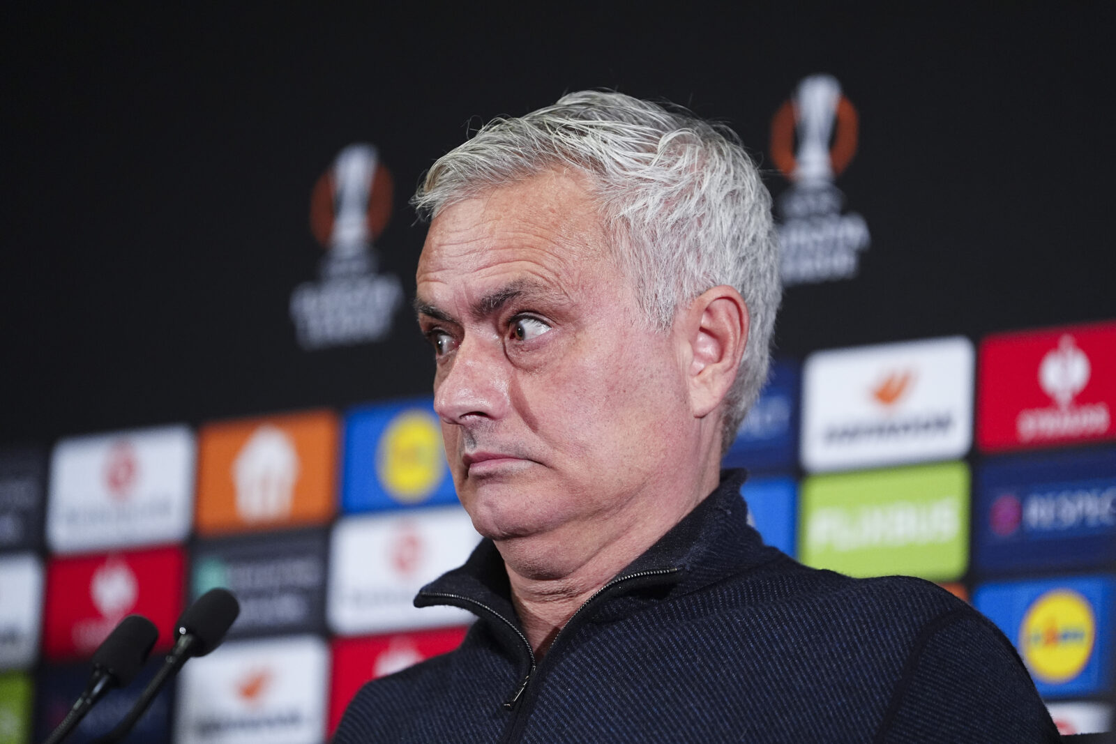 Fenerbahce management decides Mourinho's future will be reassessed end of season