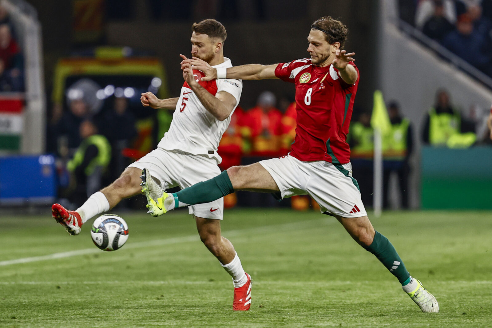 Besiktas targets Salih Ozcan for transfer from Borussia Dortmund