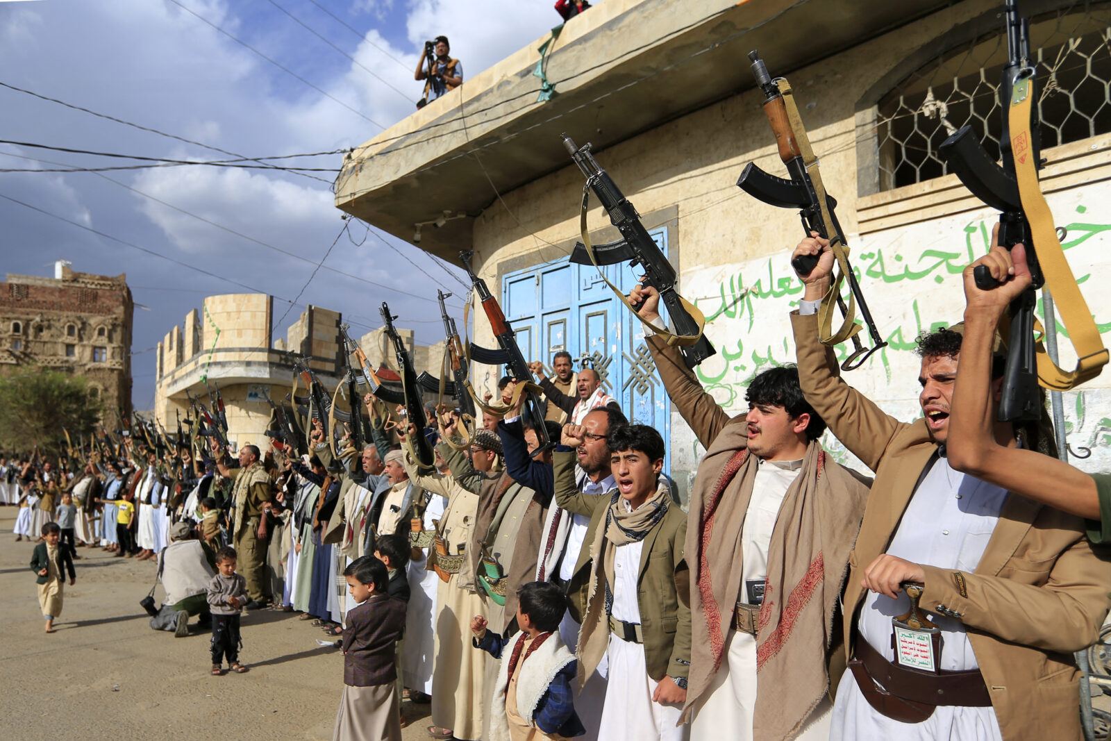 US sends second aircraft carrier to Middle East amid rising Houthi attacks