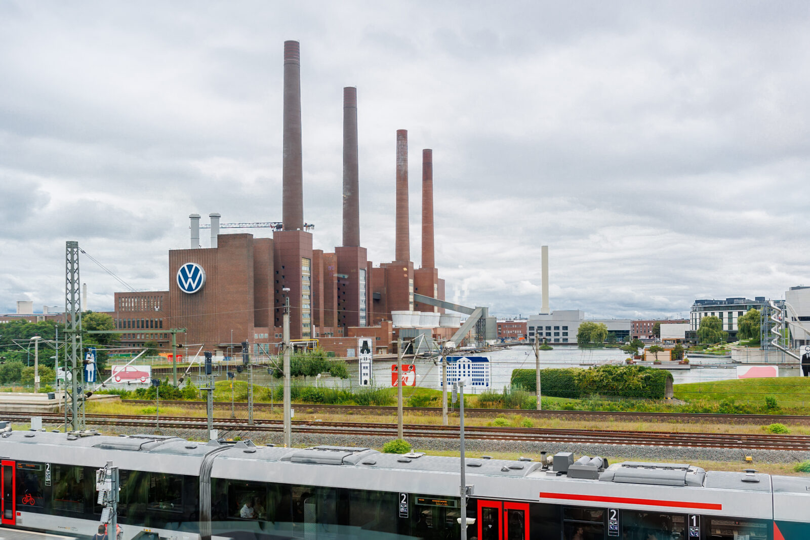 Mass layoffs loom for German industry amid mounting economic slowdown
