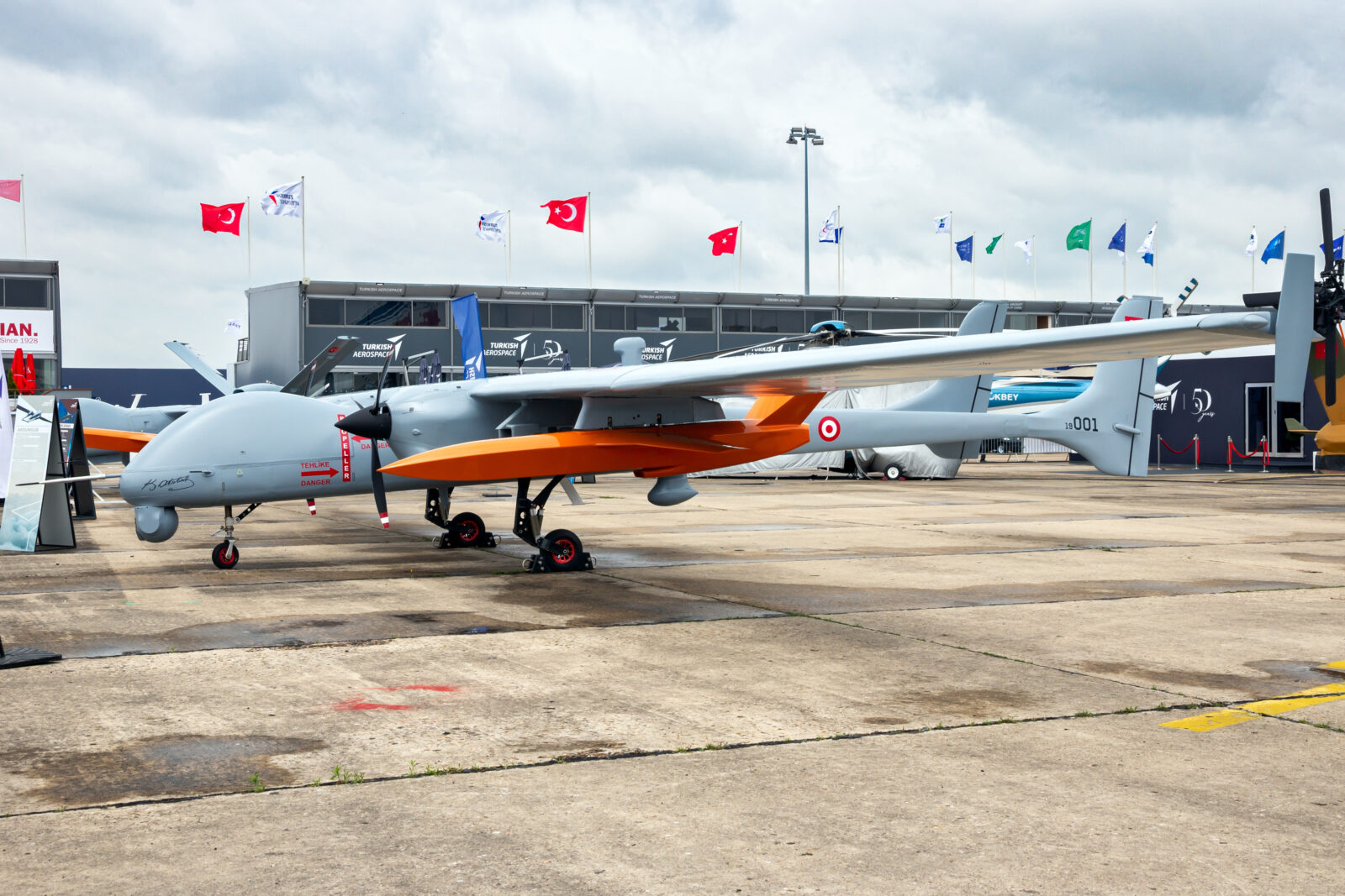 Aksungur unmanned combat aerial vehicle