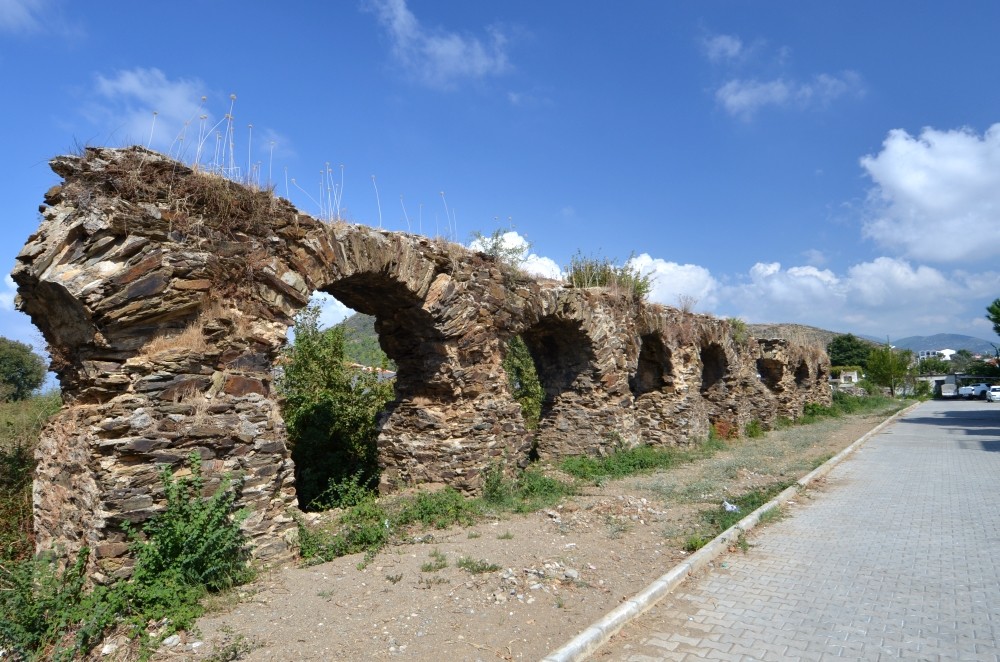 aqueduct in Selinus