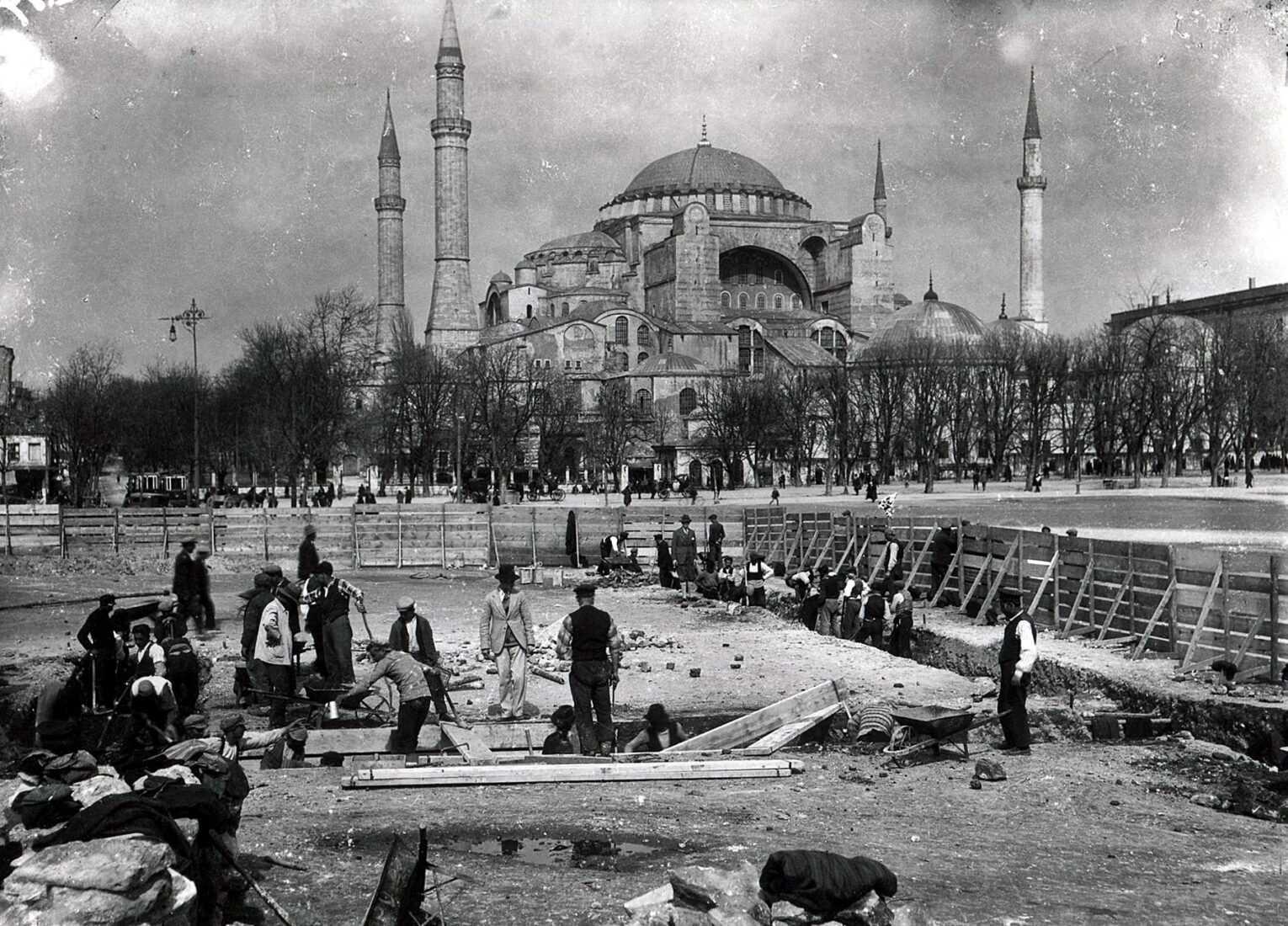Archaeological excavations at Sultanahmet