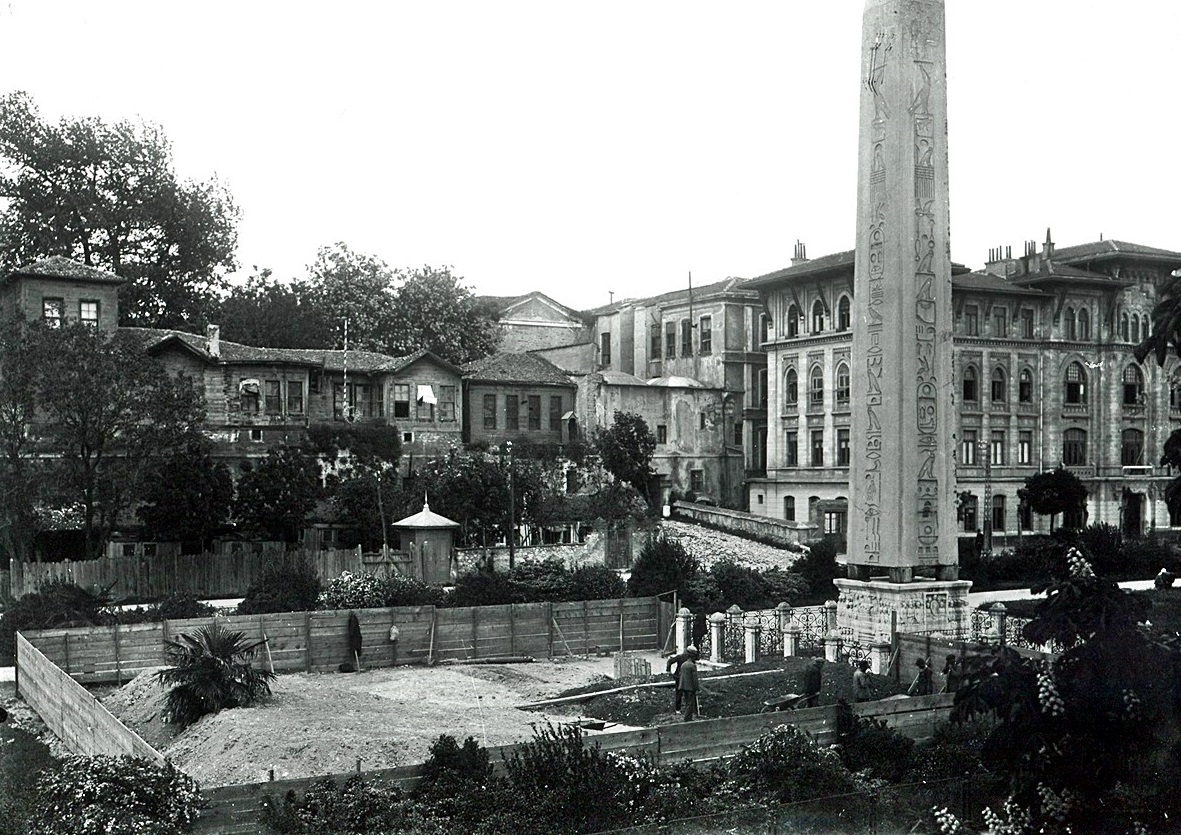Archaeological excavations at Sultanahmet