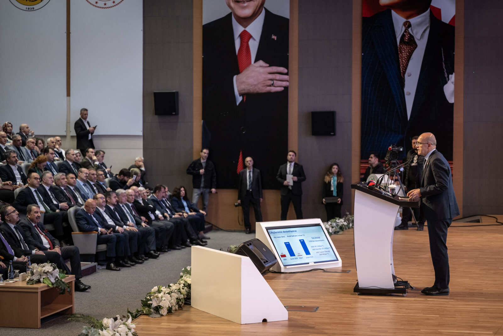 Oil slump to narrow Türkiye’s deficit, budget discipline to curb inflation: Finance Minister
