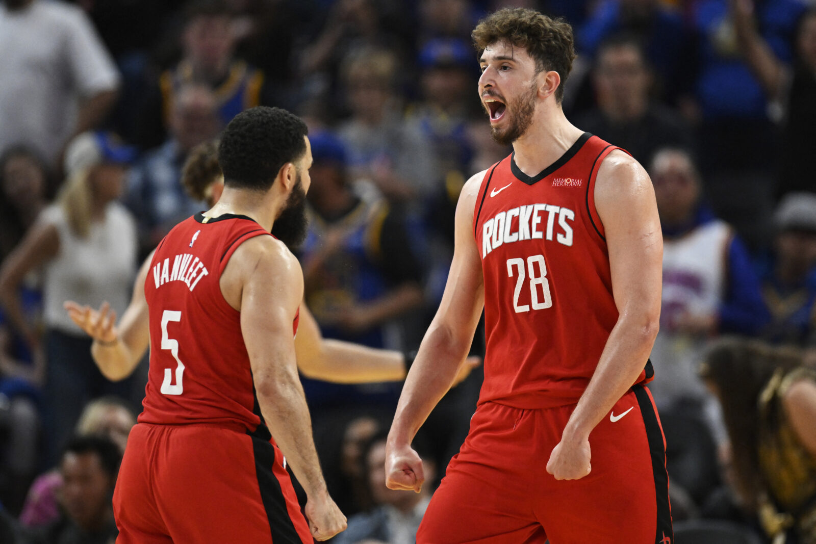 Alperen Sengun drops double-double as Rockets stun Warriors 106-96