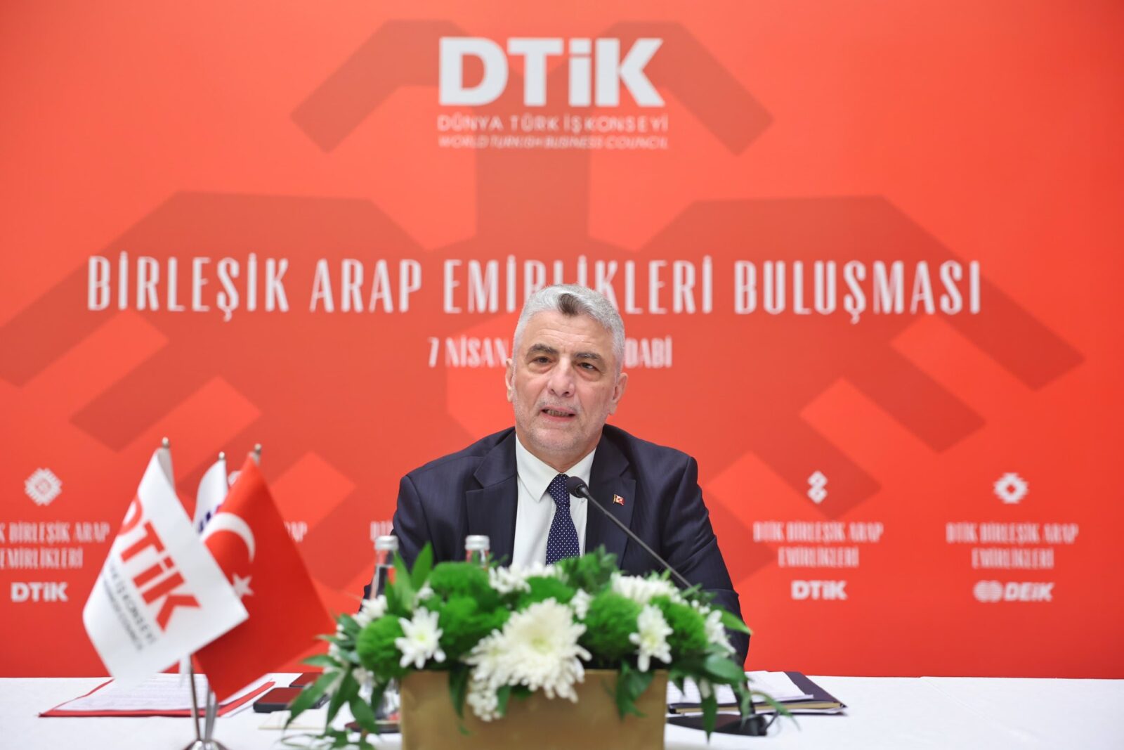 Türkiye, UAE discuss opportunities to gear up bilateral trade to $40B